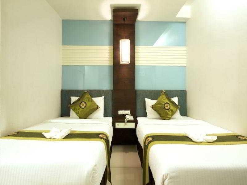 Oasis Inn กรุงเทพมหานคร ภายนอก รูปภาพ