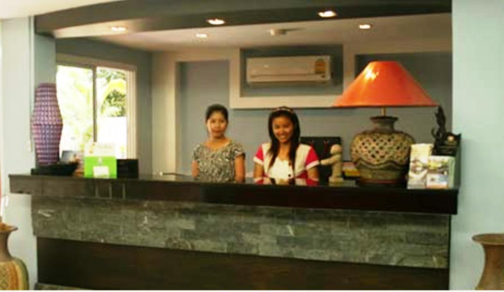 Oasis Inn กรุงเทพมหานคร ภายนอก รูปภาพ